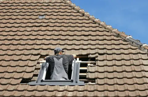 Pose de velux - Saint-Nabor
